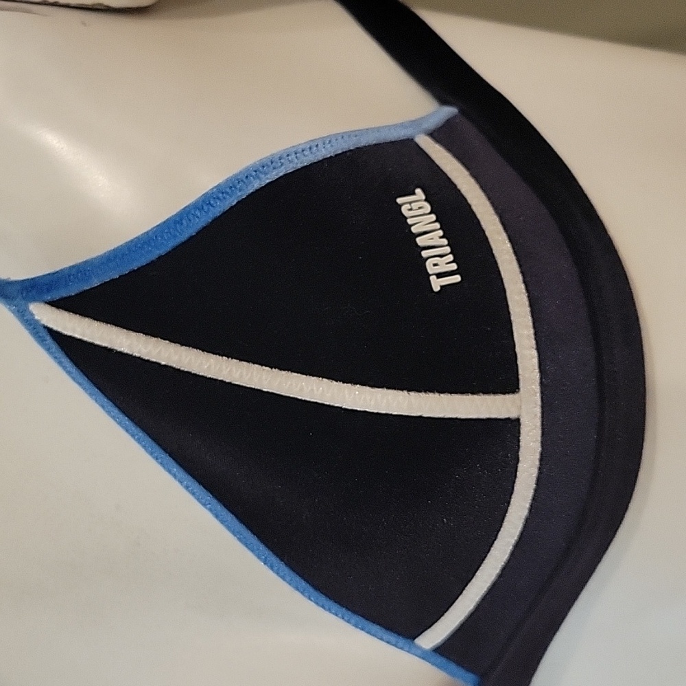 Triangl Neoprene Zodiac Velvet Bikini - Picture 4 of 16